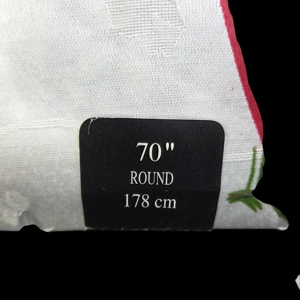 Christmas Tablecloth and‎ 4 Napkins 70 Inch Round Holiday Dining Easy Care New